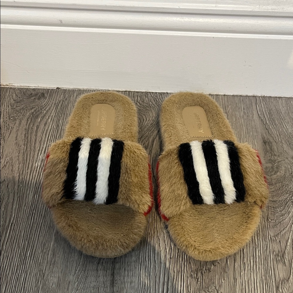 Burberry Tan Furry Slides with Stripes